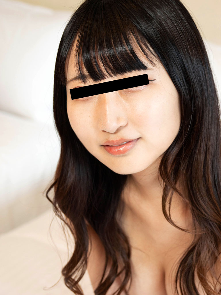 横川香奈美ちゃんの清楚系黒髪白肌ビジュアルが印象的な天然むすめ作品レビュー画像